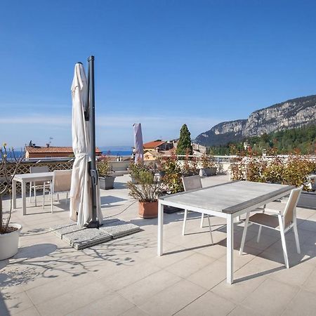 La Rocca Suite Garda  Luaran gambar